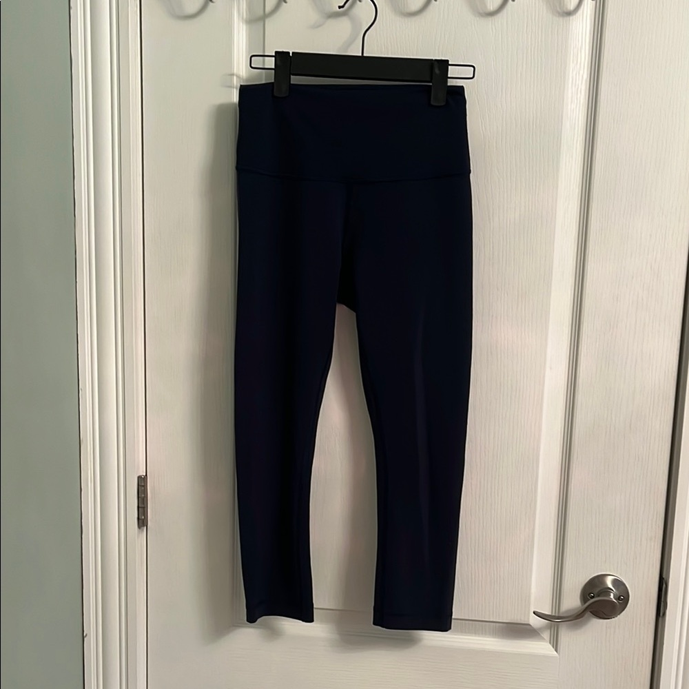 Lululemon Wunder Train High Rise Crop 21”